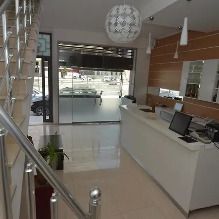 Lux Hotel Vlorë