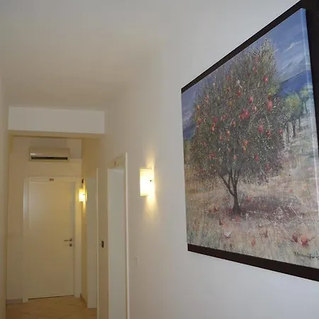 Hotel Lux
